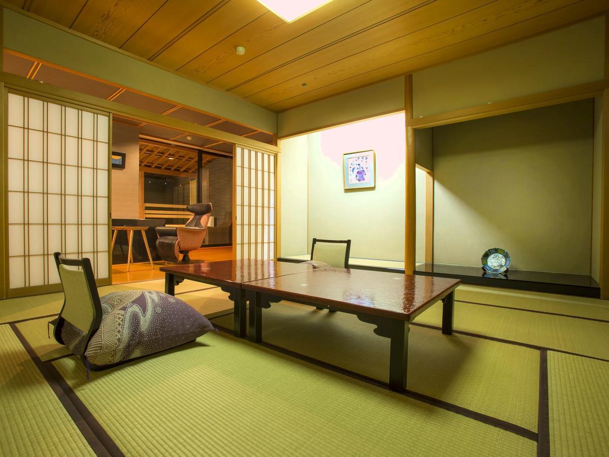 Yamashiro Onsen Midori No Yado Bansyoukaku Hotel Kaga  Esterno foto
